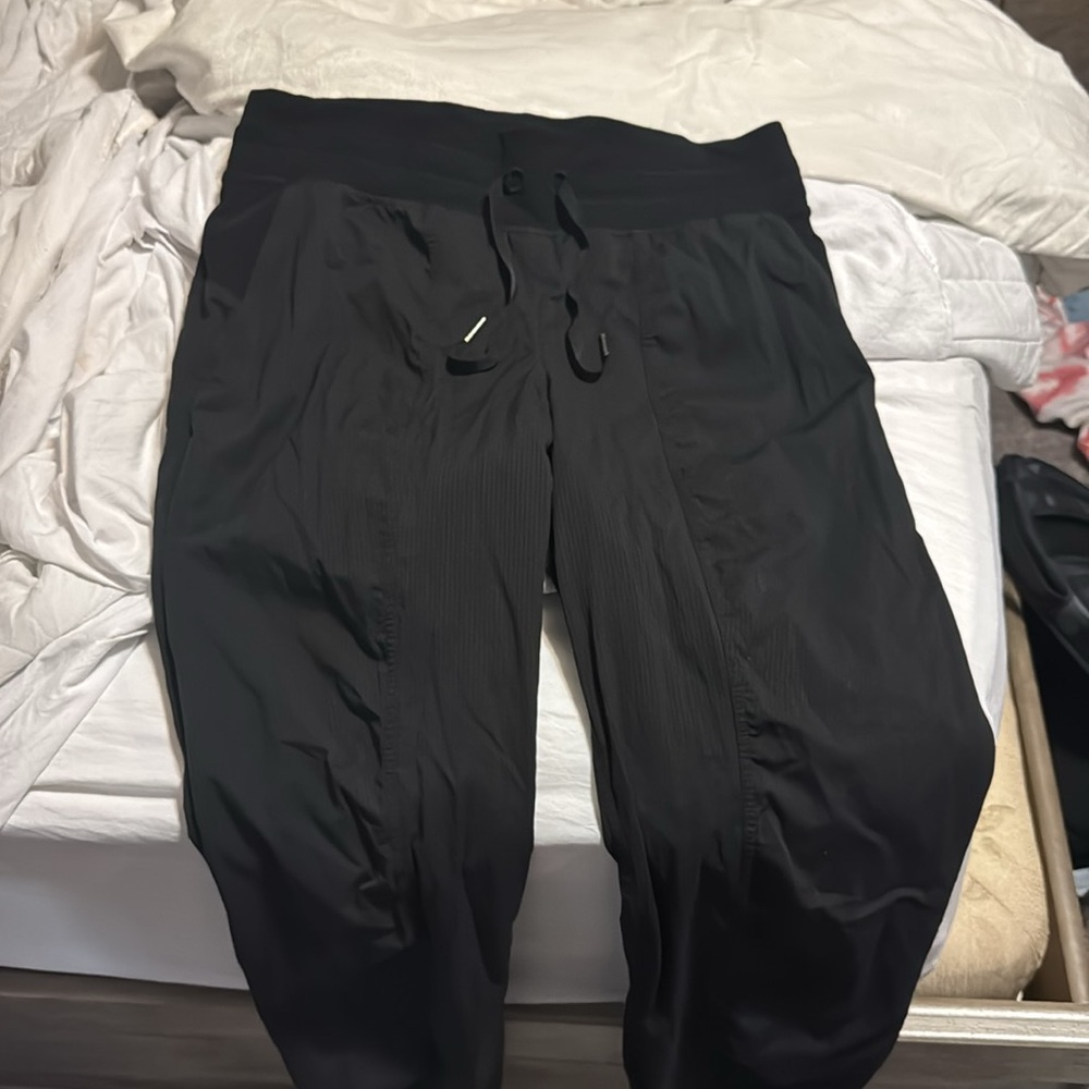 Lululemon dance studio jogger